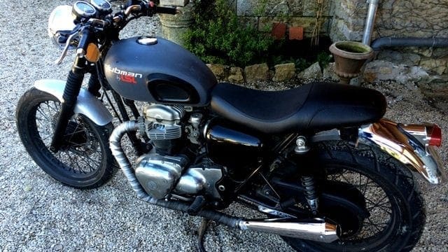 Kawasaki W650 Special racing exhaust