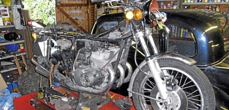 1976 Suzuki GT550