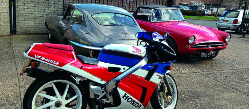 Show Us Yours: Guy’s 1989 Honda VFR400R NC30