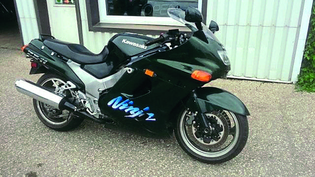 Show Us Yours | 1996 Kawasaki ZZ-RR1100