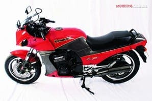 Buying Guide: Kawasaki GPZ900R