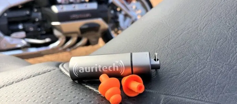PLUG THOSE LUGS!