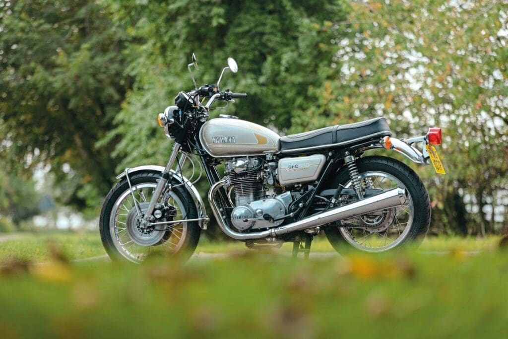 希少本！　YAMAHA XS650 FILE ヤマハXS650ファイル