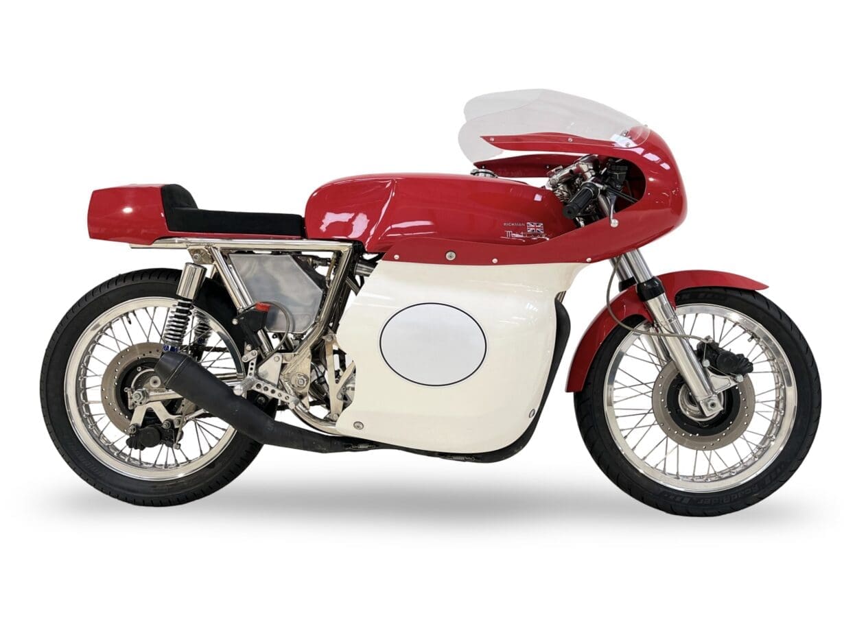 Métisse-Triumph 8-valve racer